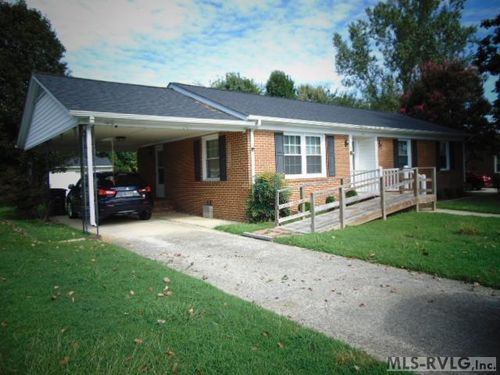 607 Edgewood Ln, Emporia, VA, 23847-1237 | Card Image