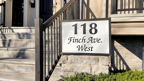 th-5-118 Finch Ave W, North York, ON, M2N7G2 | Card Image