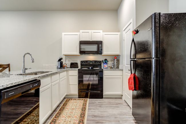 2109 Avenue J, Home with 6 bedrooms, 4 bathrooms and null parking in Lubbock TX | Image 12