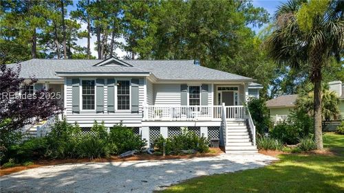 135 Ave Of Oaks, Daufuskie Island, SC, 29915-9006 | Card Image