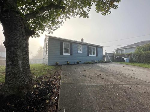 402 Crowl St, Westover, WV, 26501-4002 | Card Image