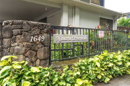 c12-1649 Waikahalulu Ln, Honolulu, HI, 96817-3291 | Card Image