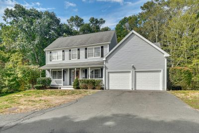 27 - 27 Castlewood Drive, House other with 3 bedrooms, 2 bathrooms and 4 parking in Monroe CT | Image 3