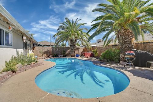 7000 Rio Linda Boulevard, Rio Linda, CA, 95673 | Card Image