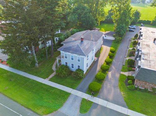 324 Main St, Portland, CT, 06480-1589 | Card Image