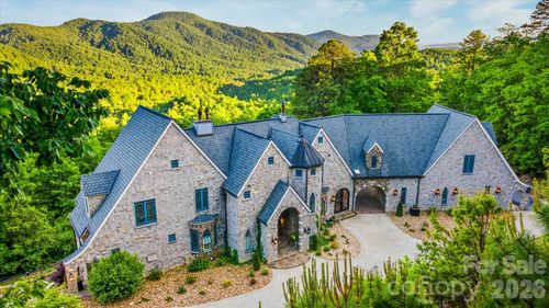 92 Bird Creek Estate Rd, Black Mountain, NC, 28711-8622 | Card Image