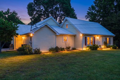 129 Oakland Dr, Gallatin, TN, 37066-4725 | Card Image