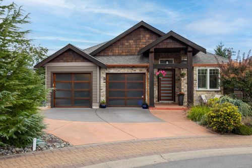 2027 Hedgestone Lane, Langford, BC, V9B6V2 | Card Image