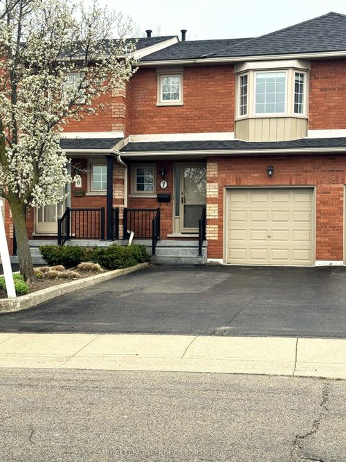 7-255 Mount Albion Rd, Hamilton, ON, L8K6P7 | Card Image
