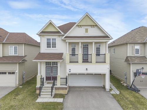 3 Sara Dr, Welland, ON, L3B0G2 | Card Image