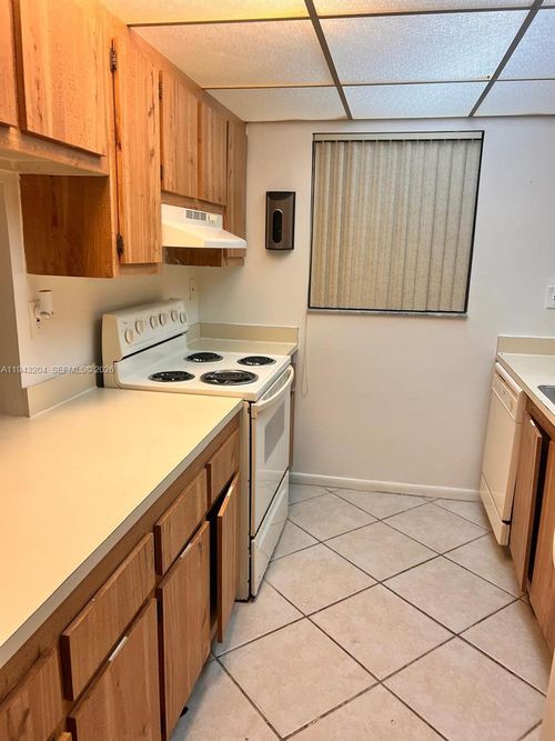 apt-409-1850 N Congress Ave, West Palm Beach, FL, 33401-1683 | Card Image