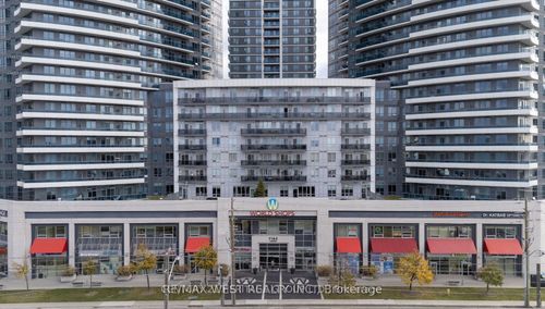 210-7163 Yonge St, Thornhill, ON, L3T0C6 | Card Image