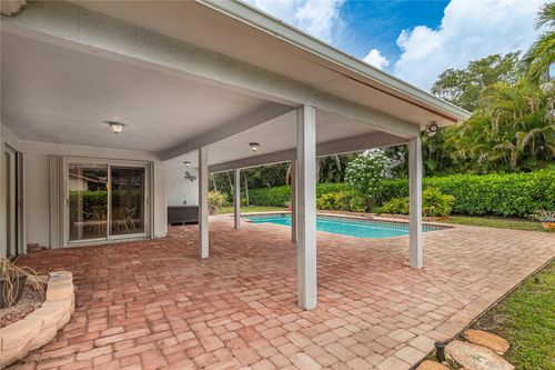 8277 Nw 3rd Pl, Coral Springs, FL, 33071-7421 | Card Image