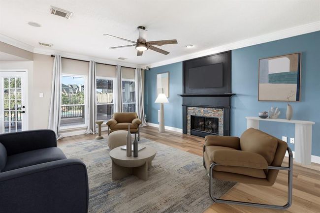 Virtually staged to show you the potential of this living room. | Image 11