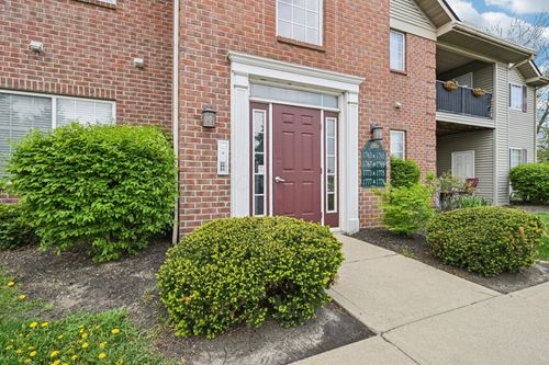 1765 Fortstone Ln, Columbus, OH, 43228-3873 | Card Image