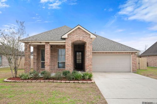 20348 Grand Crus Ave, Baton Rouge, LA, 70817-7492 | Card Image