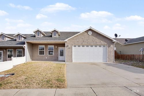 1103 Liberty Cir, Clarkston, WA, 99403-2479 | Card Image