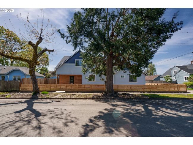 535 E St, House other with 4 bedrooms, 3 bathrooms and 1 parking in Independence OR | Image 34