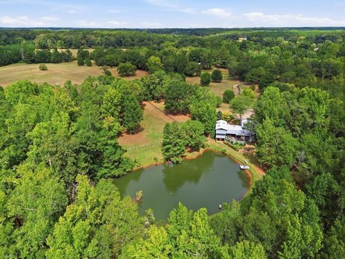 1940 Macedonia Rd, Mansfield, GA, 30055-3185 | Card Image