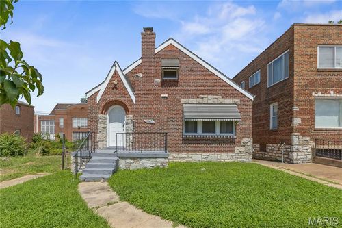 6067 W Florissant Ave, Saint Louis, MO, 63136-4950 | Card Image