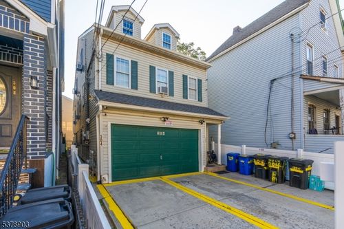 304 Court St, Elizabethport, NJ, 07206-1806 | Card Image