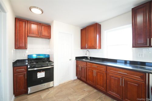 6040 55th Dr, Maspeth, NY, 11378-2311 | Card Image