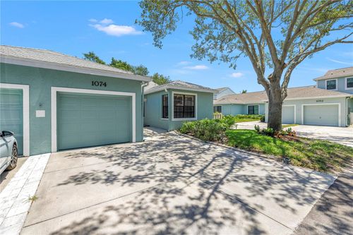 1074 Sanabel Ct Ne, ST PETERSBURG, FL, 33702-2786 | Card Image