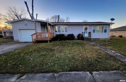109 N Hickory St, Farina, IL, 62838-1329 | Card Image