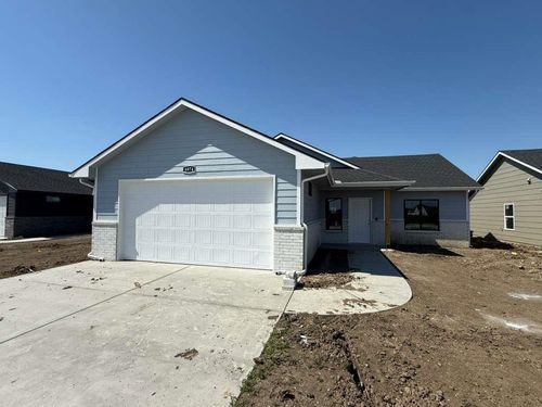 8974 E Forbes Cir., Bel Aire, KS, 67226 | Card Image