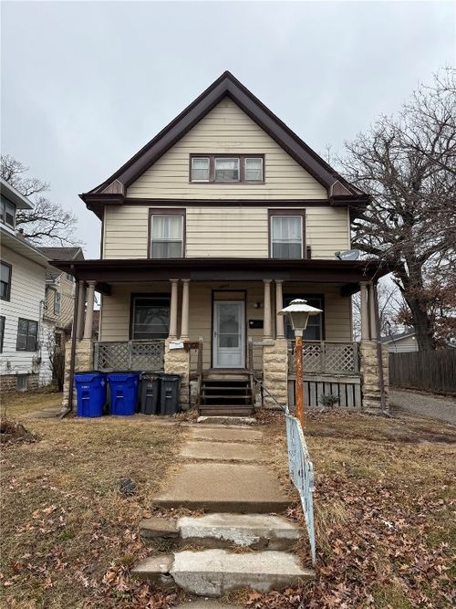 1608 B Ave Ne, Cedar Rapids, IA, 52402-5419 | Card Image