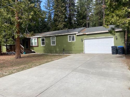 375 Janet Way, Susanville, CA, 96130-9551 | Card Image