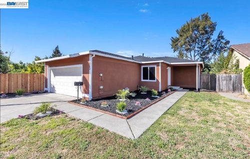 883 Inverness Ct, Fairfield, CA, 94533-2022 | Card Image