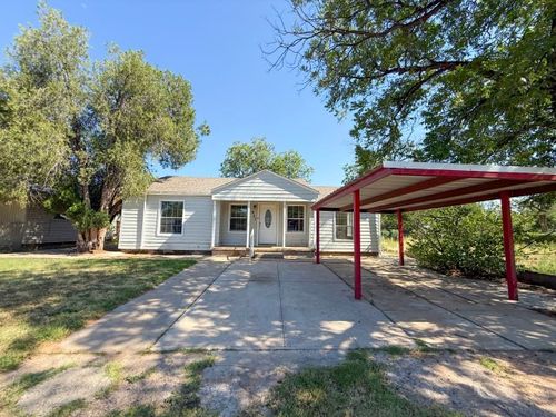 937 E 16th St, Colorado City, TX, 79512-4017 | Card Image