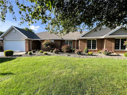 232 Orchard Park Dr, New Castle, PA, 16105-3018 | Card Image