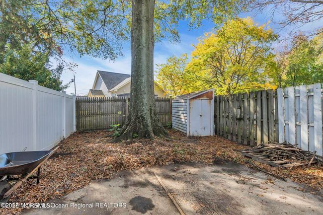 74 Fieldcrest Way, Condo with 3 bedrooms, 2 bathrooms and null parking in Hazlet NJ | Image 22