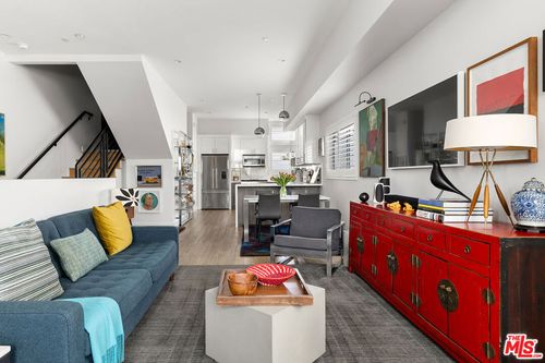 1434 1/2 S Sycamore Avenue, Los Angeles, CA, 90019 | Card Image