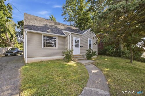 193 Clark St, Milford, CT, 06460-2558 | Card Image