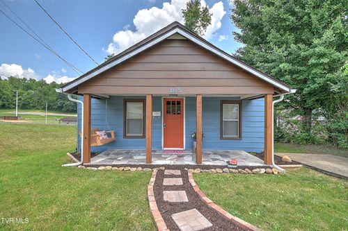 165 Hughes St, Bristol, VA, 24201-4982 | Card Image
