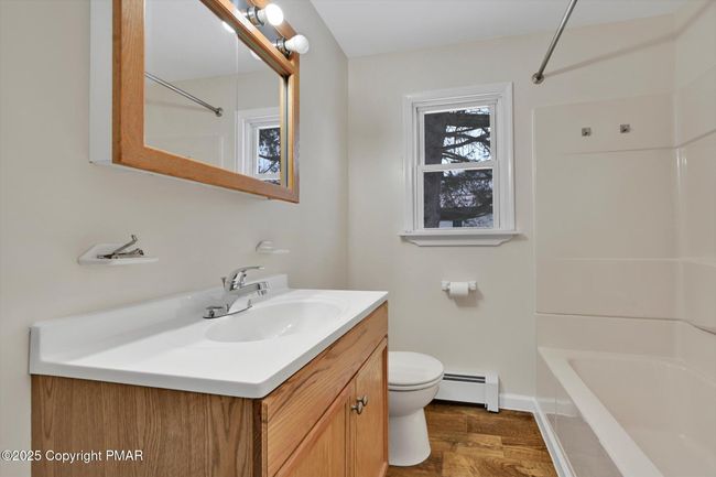 16-Bathroom | Image 16