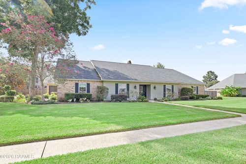 101 Chatwood Cir, Lafayette, LA, 70508-5605 | Card Image
