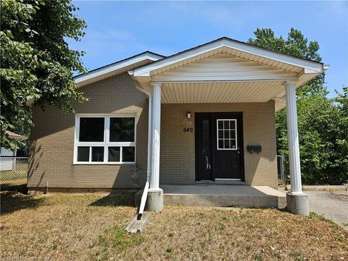 649 Gibralter St, Delhi, ON, N4B2H6 | Card Image