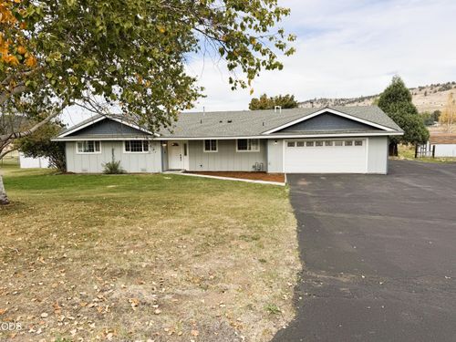 5220 Mason Ln, Klamath Falls, OR, 97601-9530 | Card Image