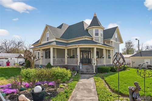 303 Dorothy St, Sikeston, MO, 63801-2715 | Card Image