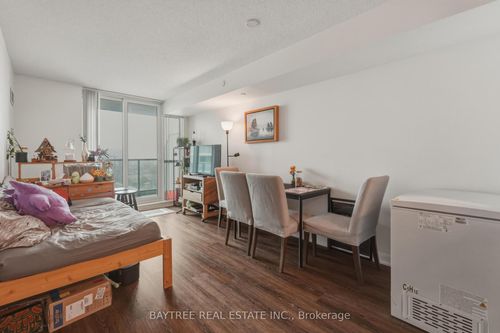 1111-215 Sherway Gardens Rd, Etobicoke, ON, M9C0A4 | Card Image