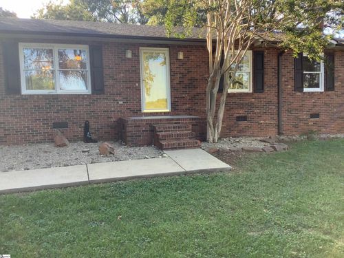 151 Thrift Cir, Mayo, SC, 29368-5005 | Card Image