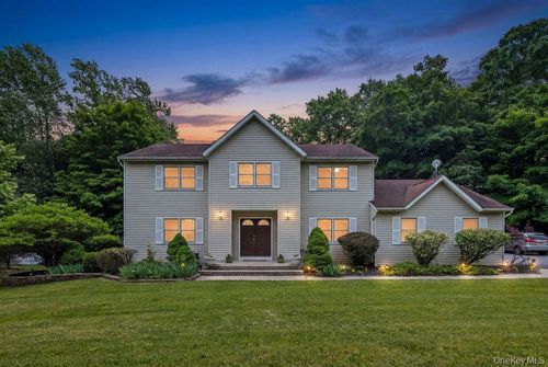 34 Marietta Dr, Pomona, NY, 10970-3626 | Card Image