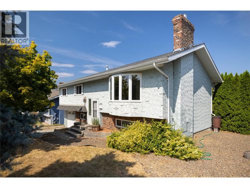 1205 43 Ave, Vernon, BC, V1T8J9 | Card Image