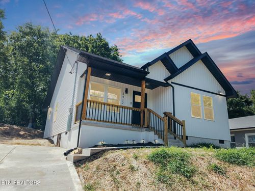3412 Ashland Ave, Knoxville, TN, 37914-4035 | Card Image