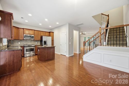 645 Sixth Baxter Xing, Fort Mill, SC, 29708-6460 | Card Image