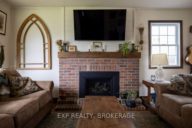 1038 Mccallum Lane, House other with 4 bedrooms, 3 bathrooms and 3 parking in Sydenham ON | Image 7